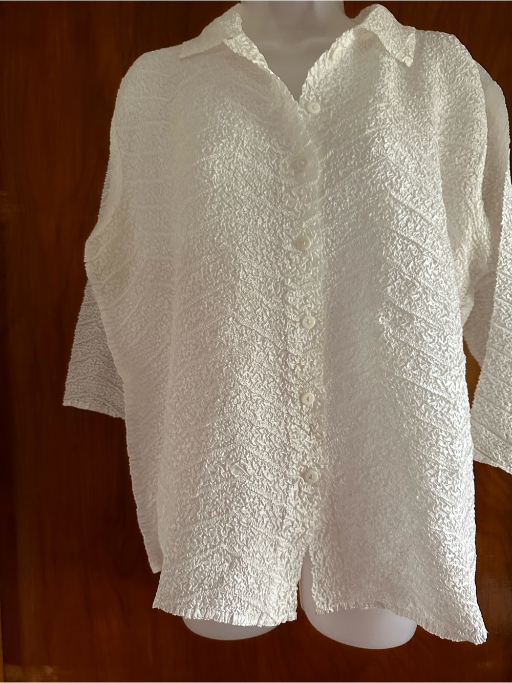 Tania Nardi White Textured Crinkle Button Front Blouse Large 3/4 Sleeve